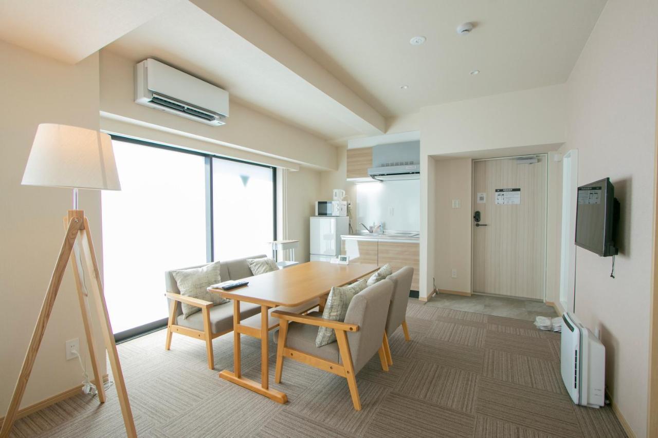 Ostay Ueno — Photos 3